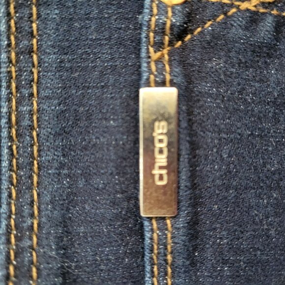 Chicos So Slimming Girlfriend Straight Leg Jeans Size 2.5 14 Dark Wash - Picture 6 of 7